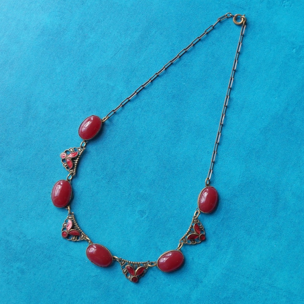 1920s Art Deco Czech Glass Necklace — Lipstick Red Glass Cabs & Enamel, 15"
